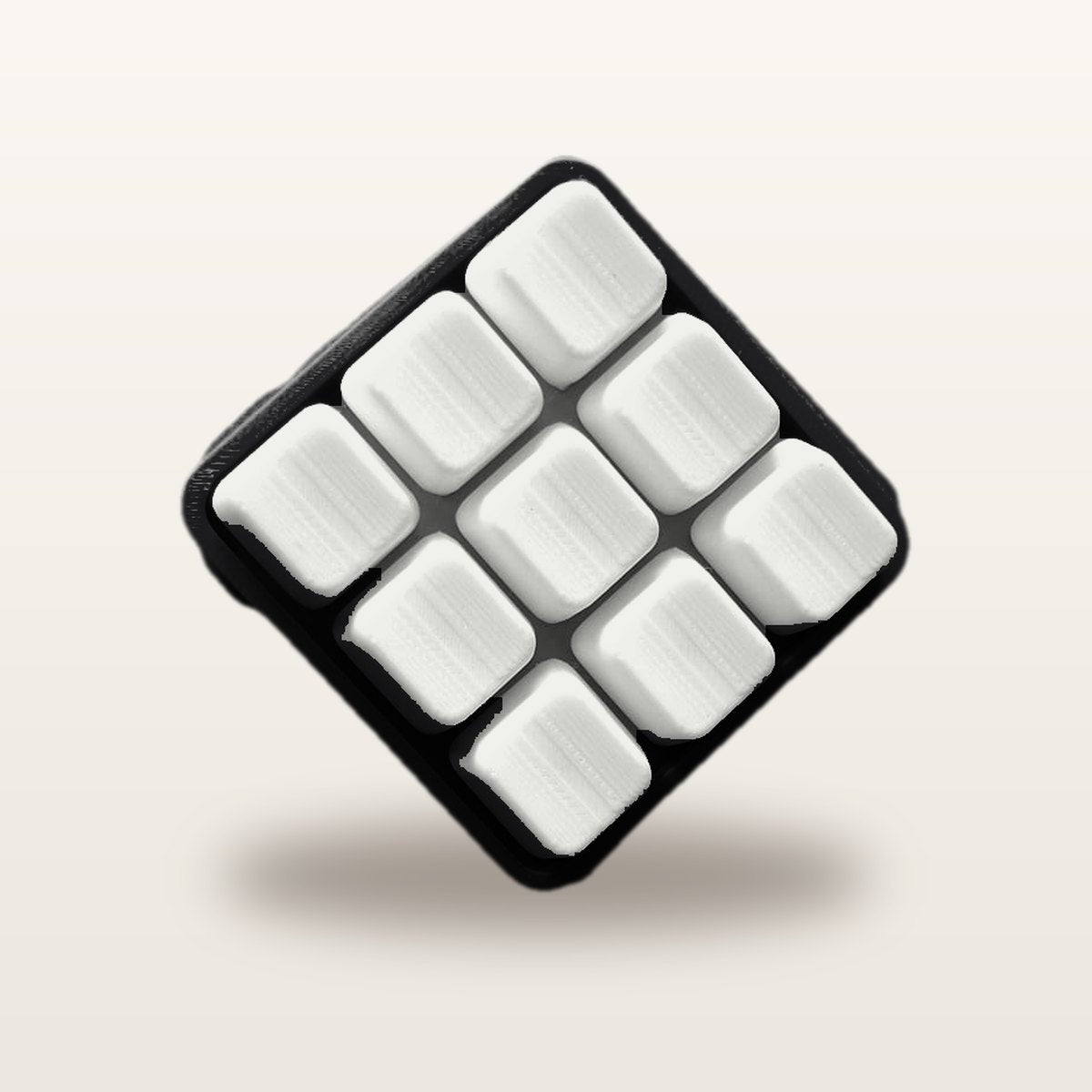 Clickey Cloud Nine met zwarte basis en witte keycaps