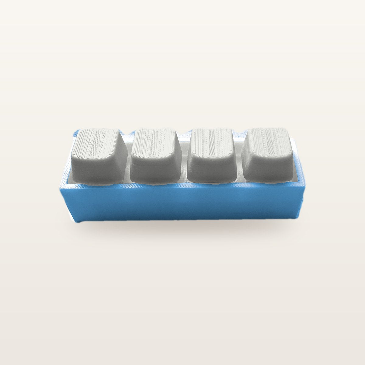 Clickey Royal Four met blauwe basis en witte keycaps
