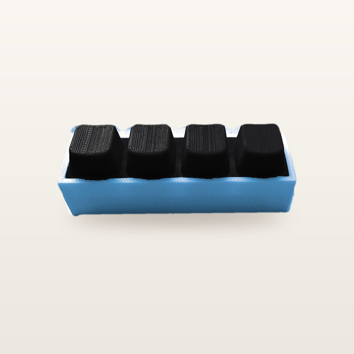 Clickey Royal Four met blauwe basis en zwarte keycaps
