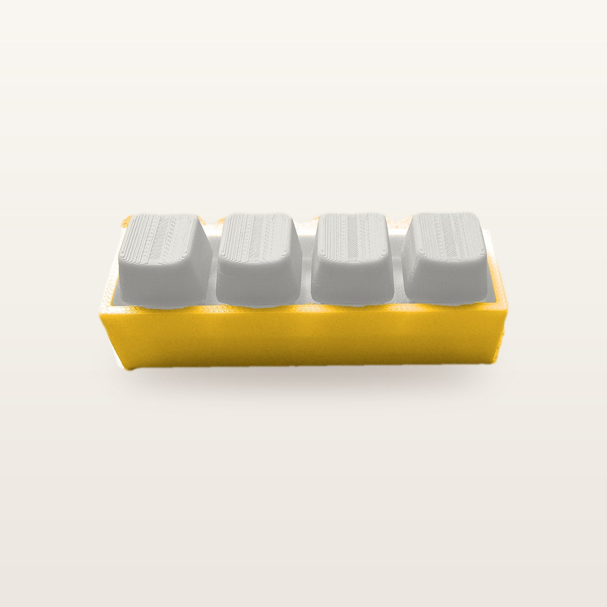 Clickey Royal Four met gele basis en mat witte keycaps