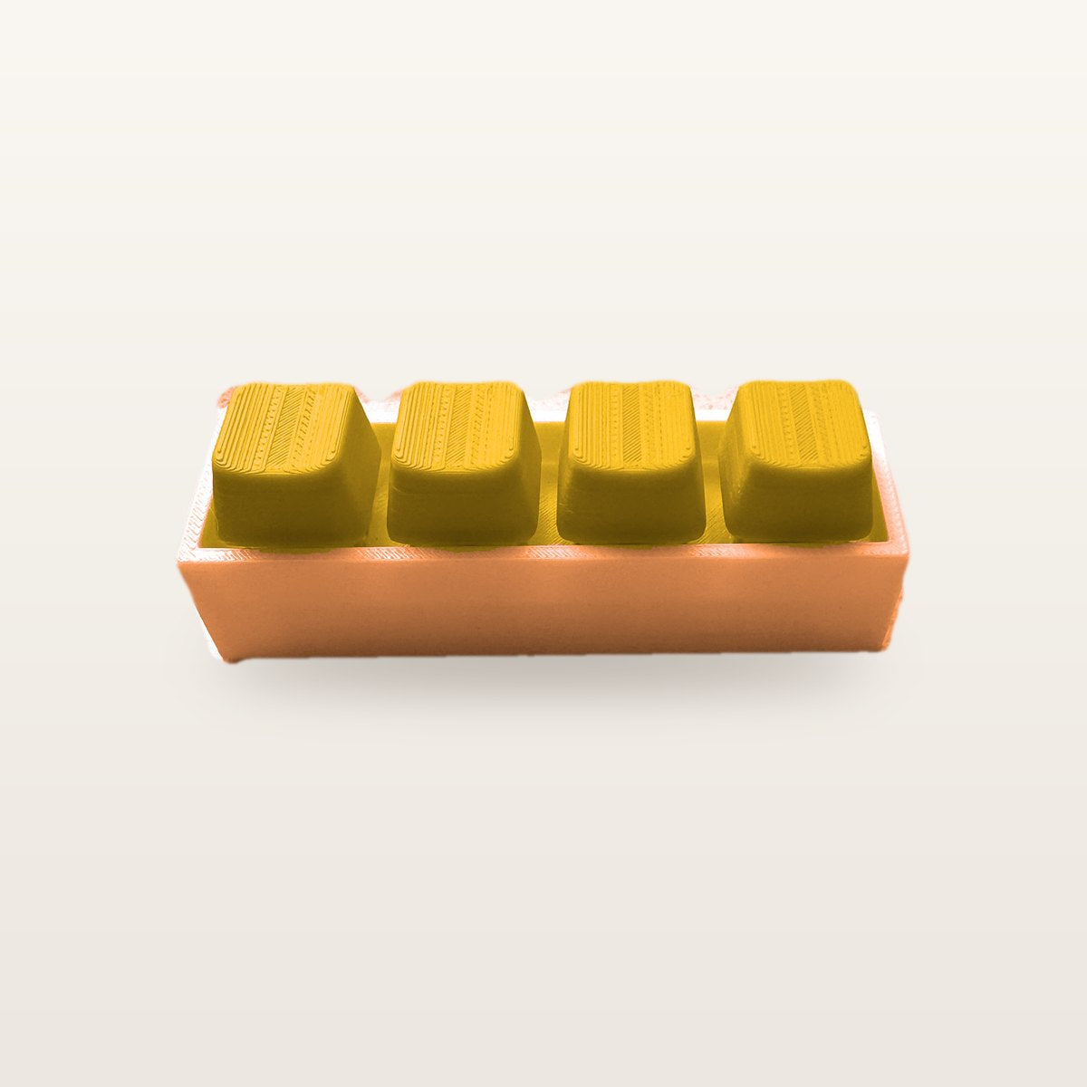 Clickey Royal Four met oranje basis en gele keycaps