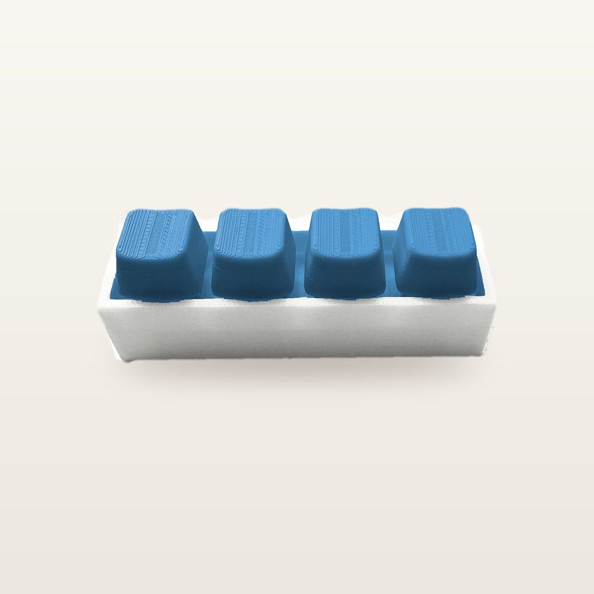 Clickey Royal Four met witte basis en blauwe keycaps