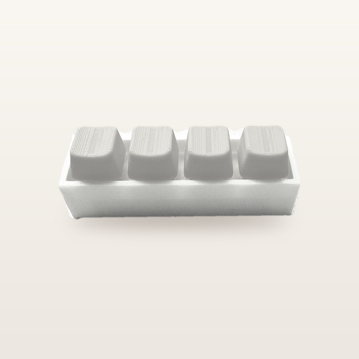 Clickey Royal Four met witte basis en mat witte keycaps