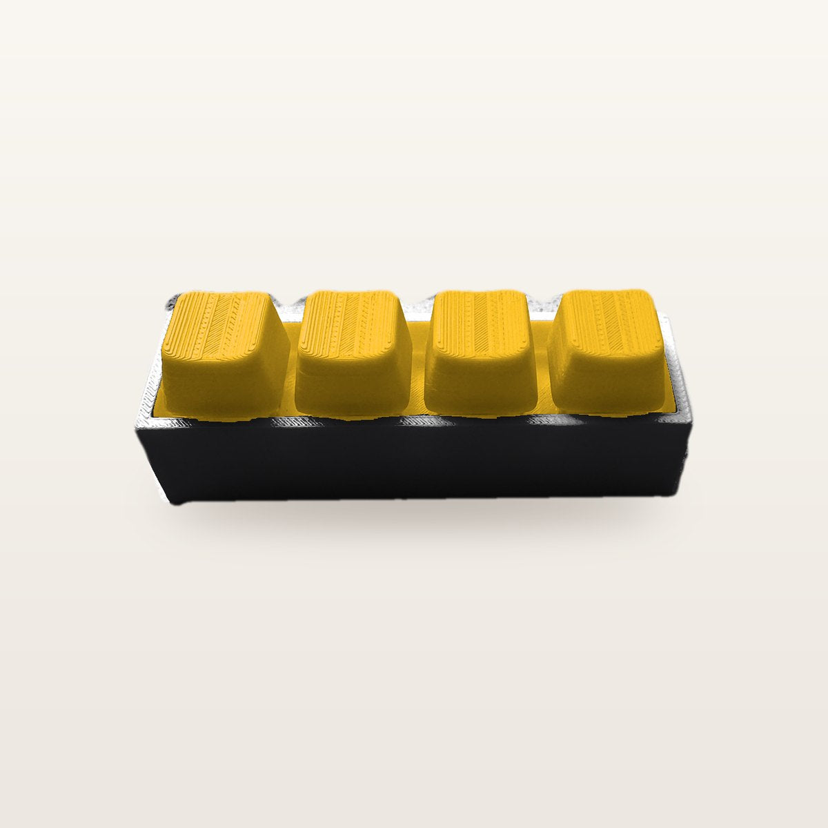 Clickey Royal Four met zwarte basis en gele keycaps