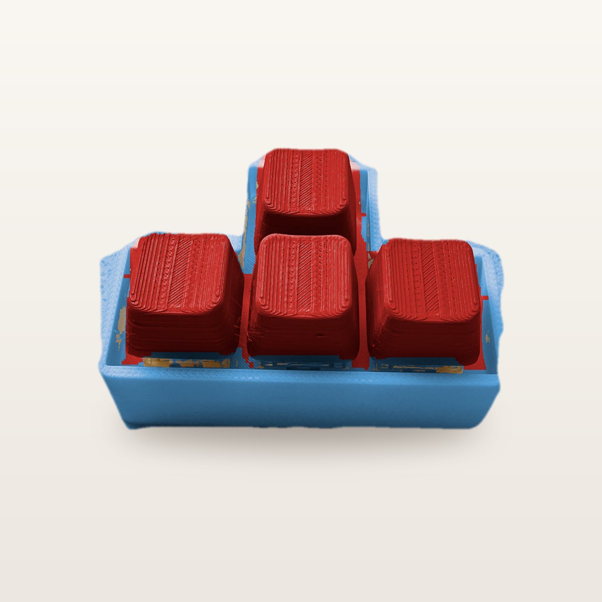 Clickey WASD met blauwe basis en rode keycaps