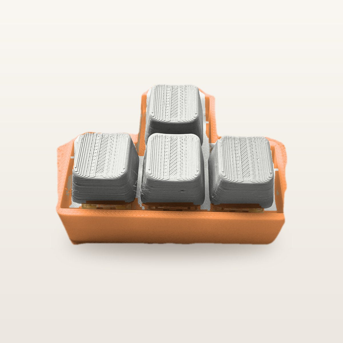 Clickey WASD met oranje basis en witte keycaps